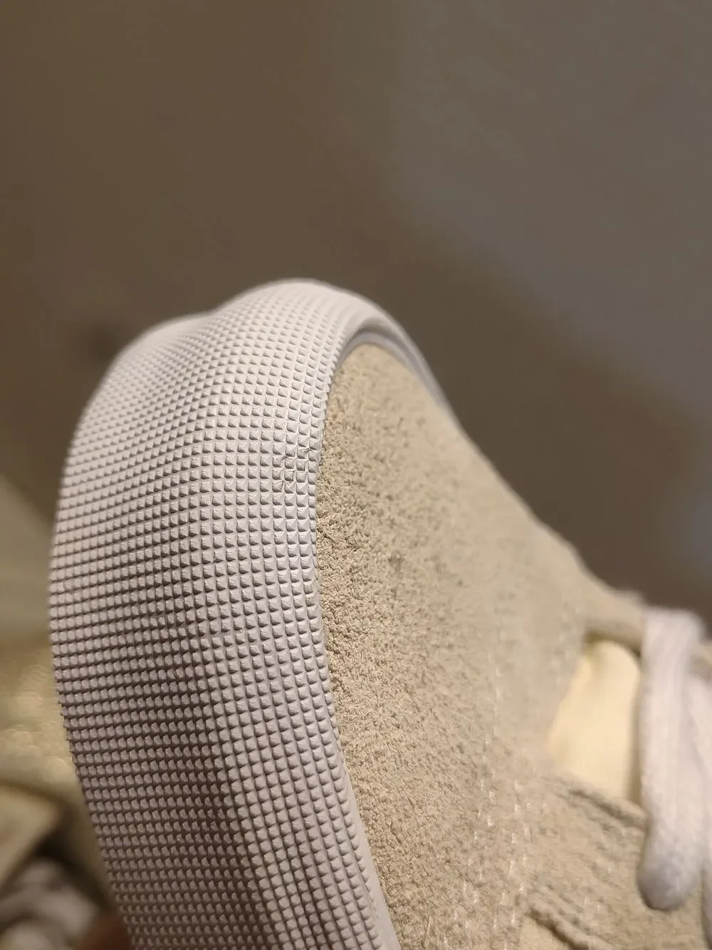 Vans  Cream Suede Low-Top Sneakers Mens 4 Women's 5.5 New Unworn Knu Skool Puffy